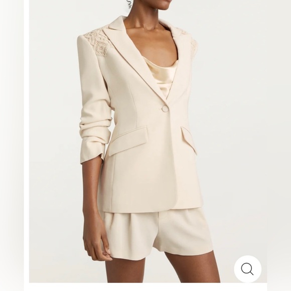 Cinq a Sept CROCHET LACE CORINNA SHORT NWT high waisted - Picture 5 of 15